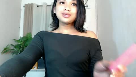 Deluxe online show from May 19, 2026, 6:36 pm