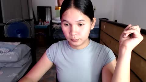 Snapshot of seductivemegoftheworld_ chatting on June 7, 2026, 3:21 am MEG online show from June 7, 2026, 3:21 am