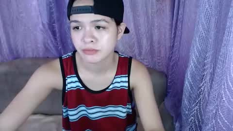 Snapshot of seductivepinoy_xx chatting on October 1, 2025, 4:40 am seductivepinoy_xx online show from October 1, 2025, 4:40 am