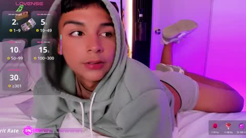 Snapshot of seductivo_jr chatting on November 6, 2025, 10:32 pm seductivo online show from November 6, 2025, 10:32 pm