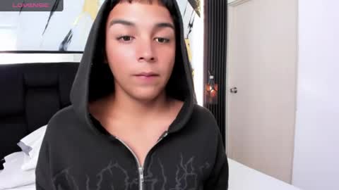 seductivo online show from June 24, 2026, 4:44 am