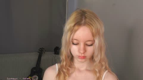 See Its honey bunny  im Lana online show from June 25, 2026, 4:22 pm
