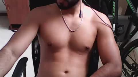 sek99 online show from November 25, 2025, 2:39 pm