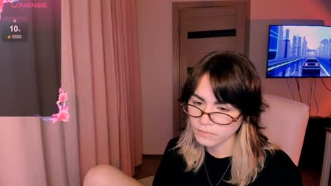 selectrra online show from December 24, 2024, 3:26 pm