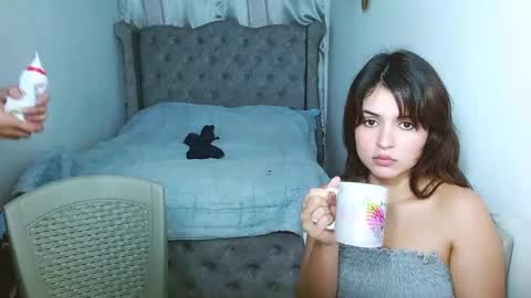 Snapshot of selena_and_andress chatting on February 22, 2025, 8:50 am Selena Andress online show from February 22, 2025, 8:50 am