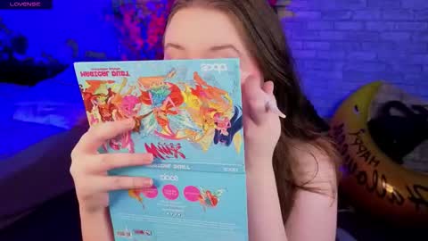 Selena online show from October 31, 2025, 5:52 am