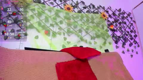 Selena  online show from October 28, 2025, 12:41 pm