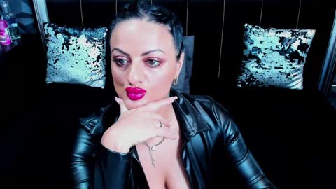 Selene online show from December 23, 2024, 8:55 am