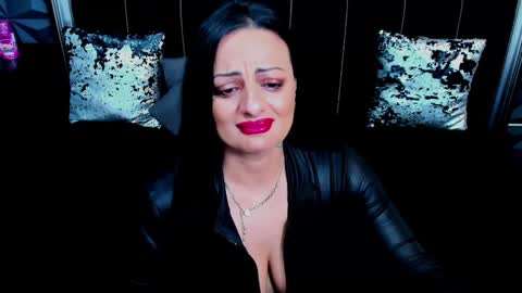 Selene online show from December 28, 2024, 9:09 am