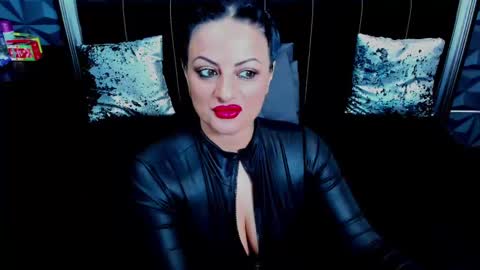 Selene online show from February 22, 2025, 5:23 am