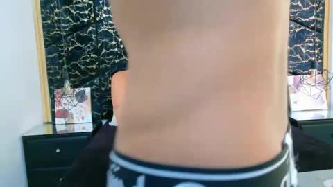 SelenaANDpeterr online show from September 25, 2025, 7:39 pm