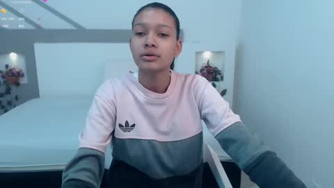Snapshot of selenafox6 chatting on February 16, 2025, 11:05 am selenafox6 online show from February 16, 2025, 11:05 am