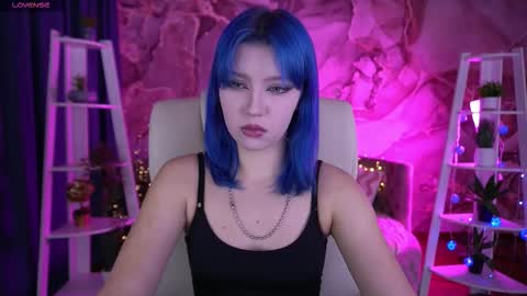 selenairis online show from January 7, 2026, 9:39 pm