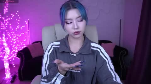 selenairis online show from March 8, 2026, 9:40 pm