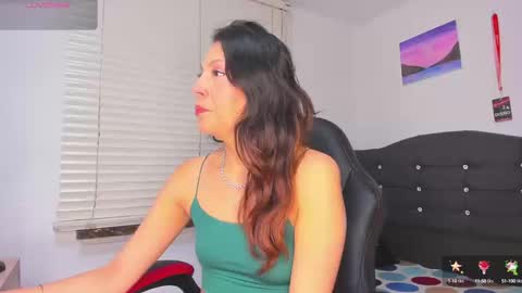 Selena online show from September 11, 2025, 8:42 pm