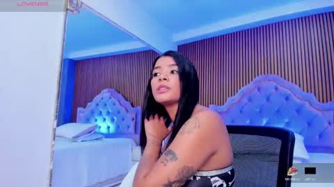 selenastonne online show from October 24, 2025, 9:55 pm