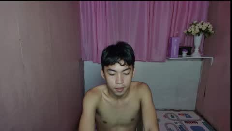 Aprilane online show from November 21, 2025, 5:17 am