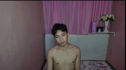 Aprilane online show from November 22, 2025, 7:51 am