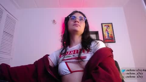 selene_s3xy online show from March 29, 2026, 5:02 pm