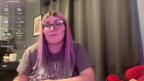 Snapshot of selenebaby chatting on February 14, 2026, 9:55 pm Selene online show from February 14, 2026, 9:55 pm