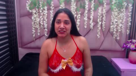 Snapshot of selenerose69 chatting on December 2, 2025, 3:56 am selenerose69 online show from December 2, 2025, 3:56 am