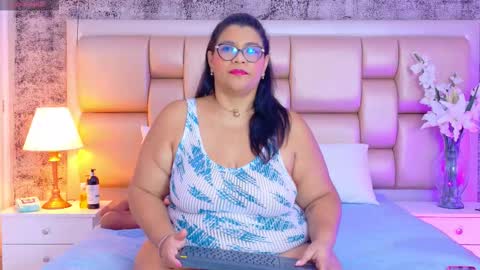 Selenna Cooper online show from February 17, 2026, 11:40 am