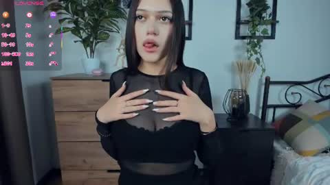 Julia online show from June 27, 2026, 12:22 pm