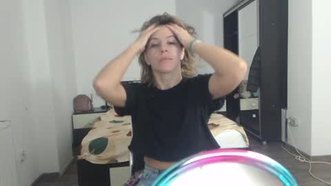 Snapshot of sellena_angels chatting on January 21, 2025, 7:37 am sellena_angels online show from January 21, 2025, 7:37 am
