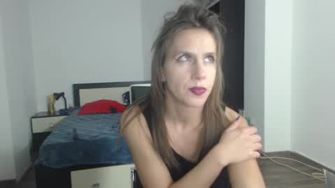 Snapshot of sellena_angels chatting on February 15, 2025, 7:28 pm sellena_angels online show from February 15, 2025, 7:28 pm
