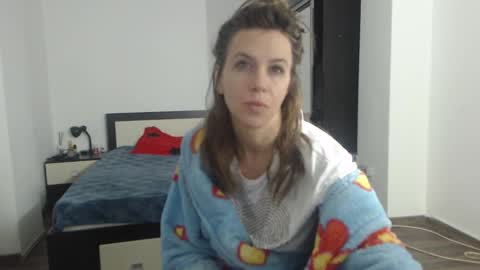 Snapshot of sellena_angels chatting on February 19, 2025, 6:11 am sellena_angels online show from February 19, 2025, 6:11 am
