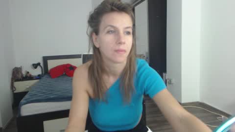 Snapshot of sellena_angels chatting on February 26, 2025, 9:42 am sellena_angels online show from February 26, 2025, 9:42 am
