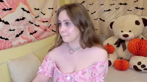 Snapshot of sellyahouston chatting on October 20, 2025, 8:20 pm Sellya online show from October 20, 2025, 8:20 pm