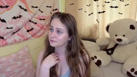 Snapshot of sellyahouston chatting on November 12, 2025, 8:04 am Sellya online show from November 12, 2025, 8:04 am