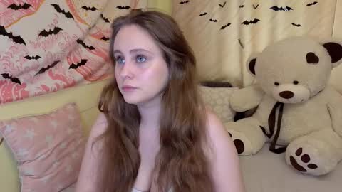 Snapshot of sellyahouston chatting on November 13, 2025, 8:24 am Sellya online show from November 13, 2025, 8:24 am