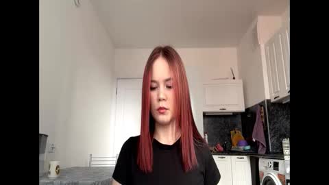 Lily online show from April 23, 2026, 9:08 am