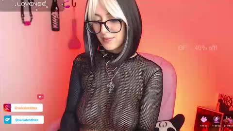   online show from October 23, 2025, 3:28 am