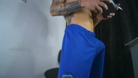 sem_alas online show from October 10, 2025, 3:27 am