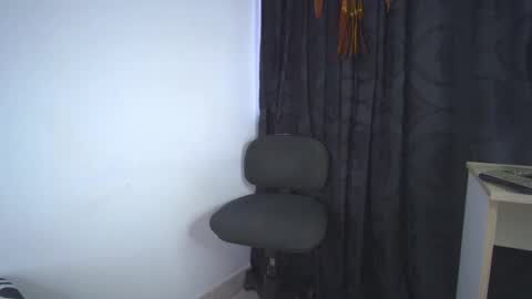 sem_alas online show from February 21, 2026, 10:55 pm