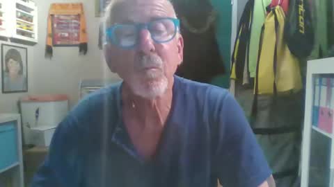 Snapshot of semajstretsa chatting on May 20, 2026, 8:59 pm frederick online show from May 20, 2026, 8:59 pm