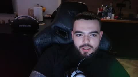 Snapshot of semenmonke chatting on March 26, 2026, 10:26 pm semenmonke online show from March 26, 2026, 10:26 pm