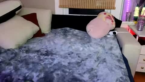 Goddess Ember online show from November 29, 2025, 7:11 am