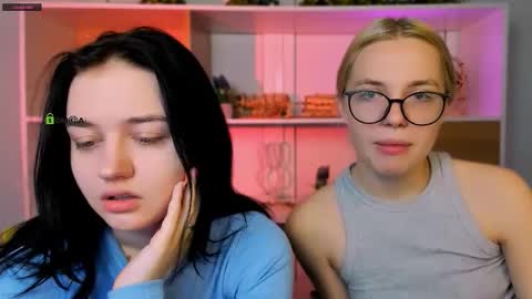 Snapshot of sendi_cais chatting on December 3, 2025, 6:10 am Sendi online show from December 3, 2025, 6:10 am