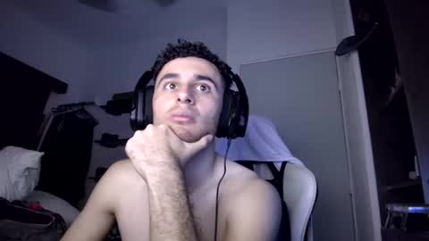 Snapshot of senitzzu chatting on January 20, 2025, 4:10 am PAJACONTROL online show from January 20, 2025, 4:10 am