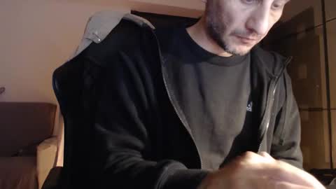 senorneby online show from November 24, 2025, 6:40 pm