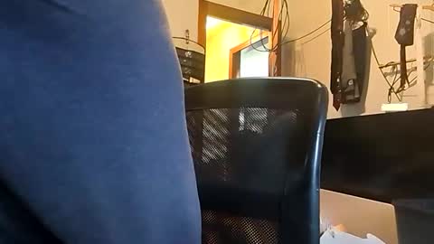 Snapshot of sensai_cock_ninja chatting on April 3, 2026, 8:29 pm sensai_cock_ninja online show from April 3, 2026, 8:29 pm