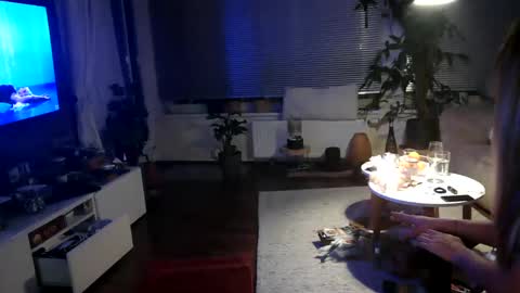 MV online show from February 8, 2025, 2:47 am