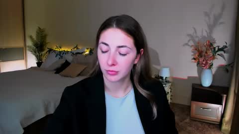 Snapshot of sensitiveheartt chatting on September 15, 2025, 7:58 pm sensitiveheartt online show from September 15, 2025, 7:58 pm