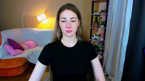 Snapshot of sensitiveheartt chatting on September 17, 2025, 7:26 pm sensitiveheartt online show from September 17, 2025, 7:26 pm