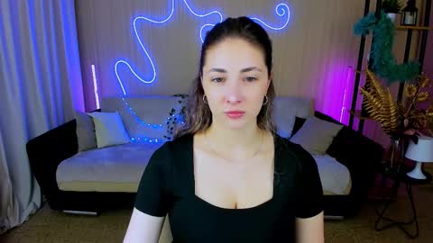 Snapshot of sensitiveheartt chatting on September 28, 2025, 7:19 pm sensitiveheartt online show from September 28, 2025, 7:19 pm