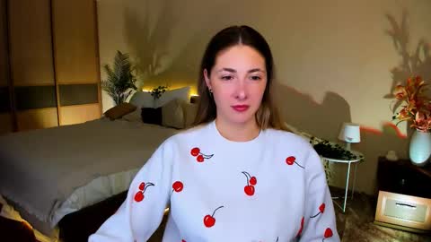 Snapshot of sensitiveheartt chatting on October 13, 2025, 7:36 pm sensitiveheartt online show from October 13, 2025, 7:36 pm